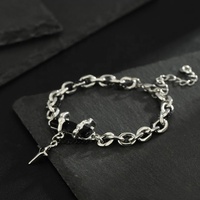 Bracelet en acier titane en forme d'étoile serti de diamants pour homme, bijoux faits à la main minimalistes haut de gamme et tendance