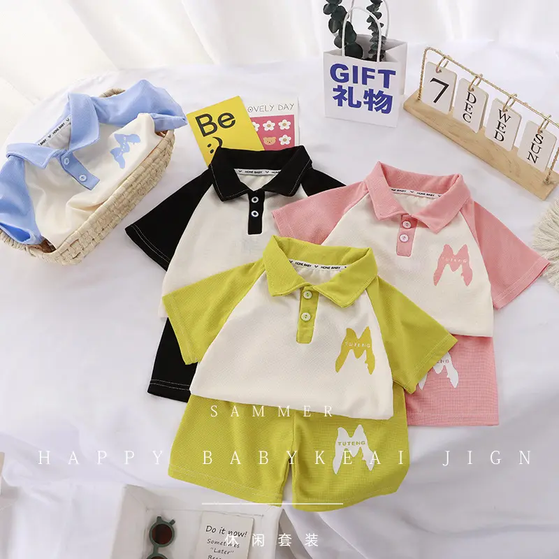 طفل الرضع بوتيك الملابس ملابس صيفية مخصص ملابس طفل صغير قميص مجموعة تي شيرتات قصيرة للأطفال مصمم طفل رضيع الملابس