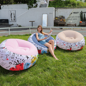 Sofá Inflable con Diseño de Grafiti, Silla de Camping para Exteriores, Sofá Esférico de Aire en Rosa, Gris y Azul Oscuro - Product Image 2