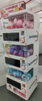 WANGERBAO Offre spéciale personnalisable Machine à Gacha à trois étages avec écran d'affichage 3D Distributeur automatique de jouets à capsules japonaises