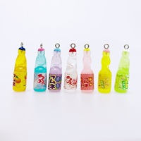 Modèle de soda 3D simulé, pendentif miniature, bouteille de boisson colorée, pendentif artisanal, ornement, accessoires de porte-clés
