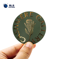 Étiquettes rondes en rouleau vert forêt avec logo personnalisé, dorure à chaud, fabrication OEM directe d'usine, pour l'image de marque de cachemire de luxe