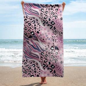 Serviette de plage en microfibre de daim de qualité supérieure à séchage rapide sans sable <span class=keywords><strong>super</strong></span> douce avec des feuilles tropicales motif de sport tricoté imprimé <span class=keywords><strong>licorne</strong></span> - Product Image 3