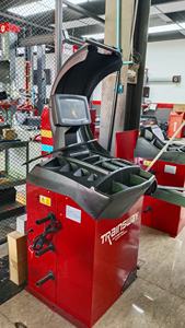 Vente directe d'usine <span class=keywords><strong>de</strong></span> combinaisons <span class=keywords><strong>de</strong></span> démonte-pneus et d'équilibreuse <span class=keywords><strong>de</strong></span> pneus <span class=keywords><strong>de</strong></span> 10 à 24 pouces <span class=keywords><strong>de</strong></span> diamètre <span class=keywords><strong>de</strong></span> jante, adaptées à tous les types d'atelier <span class=keywords><strong>de</strong></span> réparation - Product Image 3