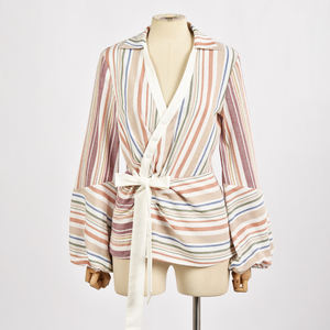 Blouses en coton pur, nouvelle collection, manches longues bouffantes, directement de l'usine. - Product Image 1