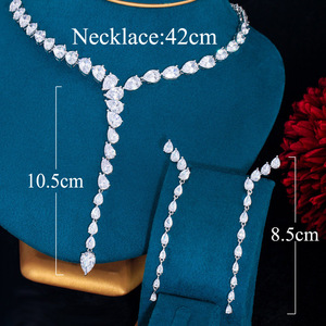 Parure de bijoux <span class=keywords><strong>fantaisie</strong></span> élégante pour femme, collier et boucles <span class=keywords><strong>d</strong></span>'oreilles longs en cristal zircon cubique vert poire, idéale pour les soirées - Product Image 6