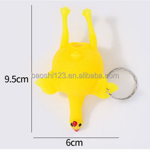 Porte-clés Poulet Amusant Anti-stress 10*6*5cm – Jouet Pendentif Poule Rigolote pour Farces et Cadeaux - Product Image 2