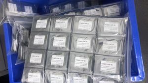 JIEYIN <span class=keywords><strong>CHIP</strong></span>工場製 C560 C60純正互換トナーチップ <span class=keywords><strong>Xerox</strong></span> C560 <span class=keywords><strong>C70</strong></span> 570 5580 6680 7780 DC450i 550i C5500 6500 7600対応 - Product Image 3