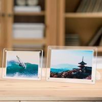 Cadre photo et d'image magnétique rectangulaire moderne en acrylique double face sur pied pour table