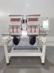 Machine à broder industrielle pour fabricant <span class=keywords><strong>de</strong></span> patchs et <span class=keywords><strong>de</strong></span> badges brodés - Product Image 4