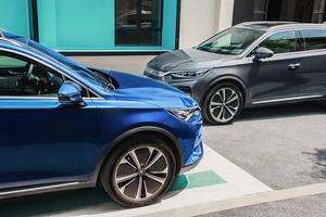 BYD Tang <span class=keywords><strong>EV</strong></span> 2023 Versione Lusso 600KM Colore Bianco, Veicolo Elettrico a 4 Ruote BYD, Auto Elettrica Economica a Nuova Energia, Berlina Elettrica BYD - Product Image 2