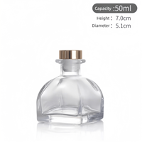 Bouteille d'aromathérapie en verre de 50 ml, style yourte mongole, diffuseur sans flamme, flacon de parfum, parfum de voiture, flacon vide, ornement
