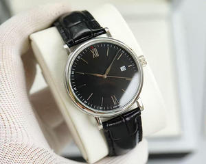 Montre mécanique automatique en acier inoxydable avec logo personnalisé, cadran en verre saphir, bracelet en cuir véritable PU et fermoir papillon - Product Image 1