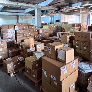 Etiqueta Adhesiva Plateada Mate Impermeable de PET con Forma Personalizada e Impresión UV - Product Image 6