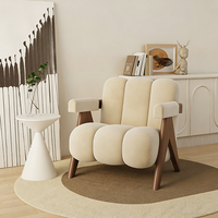 Fauteuil d'appoint populaire pour salon, chaise individuelle de luxe moderne et confortable en tissu avec pieds en bois pour la maison