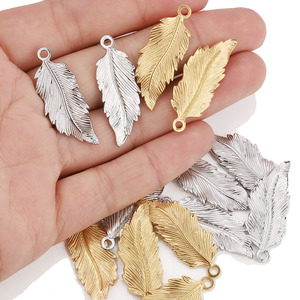 Pendentif Plume Texturé 3D en Acier Inoxydable Or Argent, Breloque DIY pour Bijoux, Accessoire pour Vêtements, Épingle à Cheveux, Pendentif Unisexe Tendance - Product Image 2