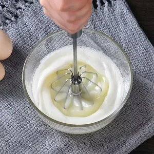 Batteur à œufs semi-automatique en plastique, fouet écologique pour cuisine domestique, mélangeur manuel avec ustensiles à crème auto-tournants - Product Image 6