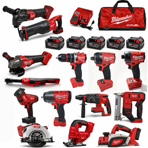 Milwaukee M18 Export Multi-Elektrowerkzeug-Set mit Vollzubehör, Batterien, Ladegerät und Tasche für Auslandsmärkte, Kombinations-Kit - Product Image 1