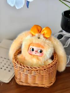 Mignon <span class=keywords><strong>petit</strong></span> chaton et <span class=keywords><strong>lapin</strong></span> enchanté boîte aveugle en peluche sac de poupées de jeu pour filles tentures adaptées aux options de cadeau d'anniversaire et de vacances - Product Image 5