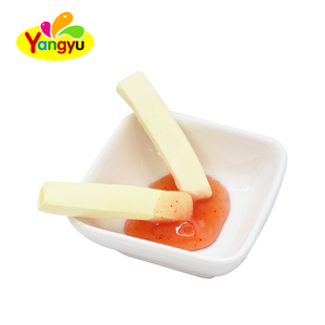 <span class=keywords><strong>Chips</strong></span> <span class=keywords><strong>Monster</strong></span> en forme de frites, directement de l'usine, avec sauce à la confiture de fraises - Product Image 4