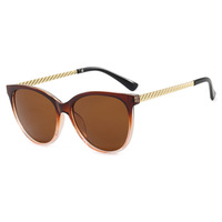 Kacamata Sunglasses Pria Retro Cat Eye Oversized Bingkai Tebal Logam Penuh UV400 Terpolarisasi untuk Mengemudi Mewah