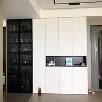 Meubles de rangement en bois pour salon, cuisine, maison, hôtel : consoles, vitrines et armoires en bois
