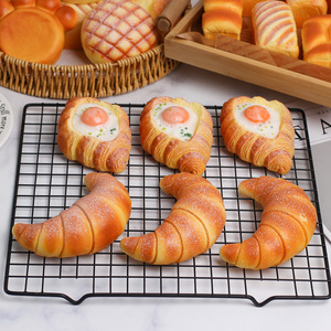 Jouets Squishy de Boulangerie Assortis en Gros, Jouets Souples à Rebond Lent en Forme de Pain et Croissant à Presser pour Enfants de 5 à 7 Ans, Cadeaux Marque MXL - Product Image 3