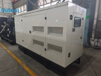 Genset Diesel Super Mute 150KW 480V 50Hz Hemat Bahan Bakar Getaran Rendah 3 Fasa untuk Daya Gudang Logistik
