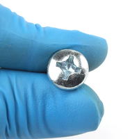 Fabrication de vis en acier au carbone écologique bleu-blanc Zinc Triangle filetage roulant vis autotaraudeuses formant