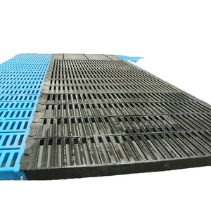 Plancher à lattes en fonte ductile haute résistance pour enclos de maternité porcine - Product Image 3