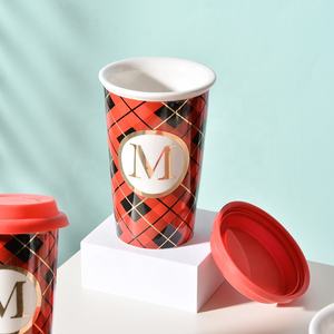 Venta al por mayor de gres para llevar rojo escocés a cuadros taza de café Espresso té de viaje Taza de cerámica con tapa de silicona - Product Image 1
