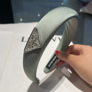 Fasce per Capelli di Lusso con Strass per <span class=keywords><strong>Donna</strong></span>, <span class=keywords><strong>Accessori</strong></span> per Capelli di Design all'Ingrosso - Product Image 3