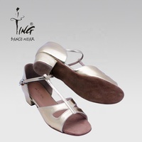 Chaussures de danse latine à talon bas personnalisées pour enfants chaussures de danse de salon pour enfants pratique porter
