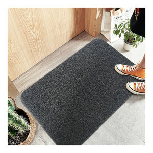 Tapis de porte extérieur extra épais en polypropylène à poils coupés, avec envers en PVC, résistant aux taches, antidérapant et adapté aux animaux domestiques - Product Image 2