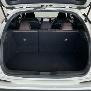 Véhicule sport d'occasion <span class=keywords><strong>CHR</strong></span> 2019, automatique, hayon, conduite à droite, 5 portes, 5 places, essence, provenance Japon, intérieur clair, caméra de recul - Product Image 5