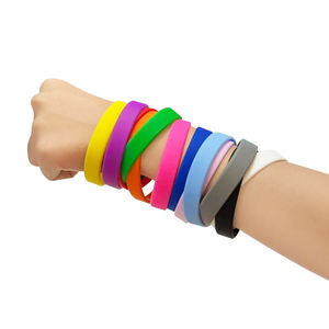 Pulsera Magnética Funcional equilibrio de silicona hecho de pulsera de goma de silicona suave, además de divertida pulsera de silicona Chucky - Product Image 3