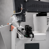Machine de perçage et de fraisage CNC à déplacement de 800 mm avec table de travail étendue pour le traitement de longs profilés en aluminium