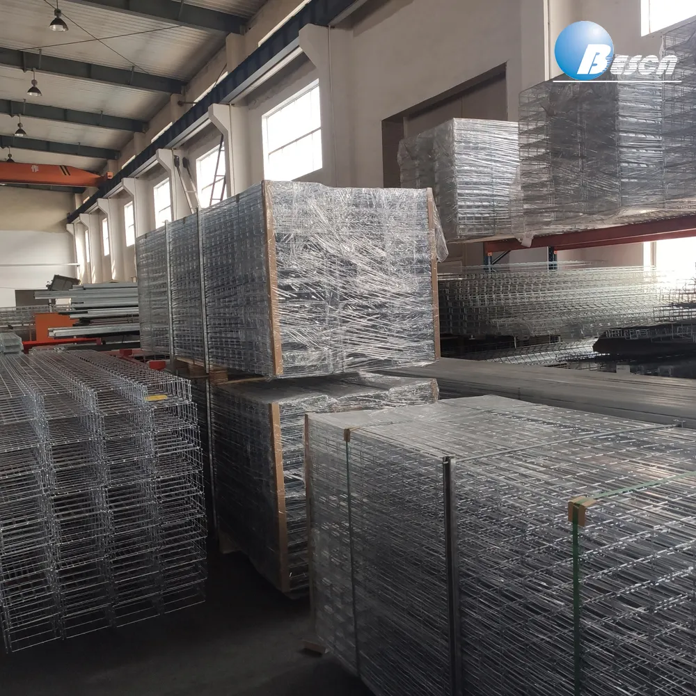 Bandeja de cabos para rede de arame de tamanho padrão de fábrica na China 300 mm x 100 mm
