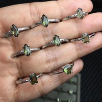 Pendentif en forme d'escargot en quartz naturel poli, cristal de guérison en météorite verte tchèque, breloque de collier plaqué argent, vente en gros