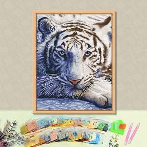 Peinture Diamant Personnalisée Tigre Blanc Créatif Cadeau DIY Fête des Enfants Animaux Toile Kit de Peinture Diamant 5D pour Vente en Gros - Product Image 1