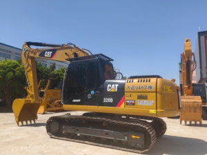 รถขุด CAT 320D2 มือสอง น้ำหนัก 20.6 ตัน คุณภาพคุ้มราคา ระบบไฮดรอลิกเต็มรูปแบบ เหมาะสำหรับงานขุดลอกแม่น้ำและงานก่อสร้างฝั่งดิน - Product Image 3
