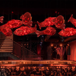 مصباح خشبي على شكل سمكة من الروطان للمطاعم اليابانية وردهات الفنادق ومشاريع الإضاءة - Product Image 5