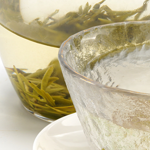 1 kg Tùy chỉnh Hộp Quà Tặng nổi tiếng Trung Quốc <span class=keywords><strong>Dong</strong></span> <span class=keywords><strong>Ting</strong></span> hồ bi Luo <span class=keywords><strong>chun</strong></span> Curl thành một hình dạng mùa xuân dịu dàng trà biluochun trà xanh - Product Image 4