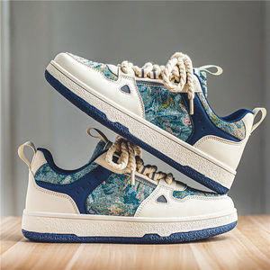 Chaussures de skate en toile à semelles épaisses, baskets tendance, confortables, style décontracté pour la marche, chaussures de sport pour hommes et jeunes. - Product Image 2