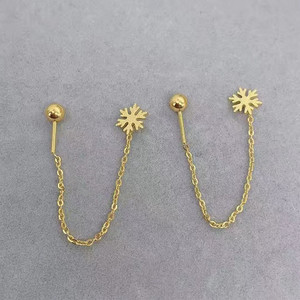 ต่างหูแบบติดหูและแบบเกลียวลายเกล็ดหิมะ ทำจากสแตนเลสสตีลชุบทอง 18K PVD สำหรับผู้หญิง |   ป้องกันการแพ้ กันน้ำ และทนทาน - Product Image 4