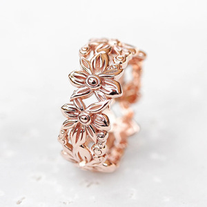 Anello Girasole Margherita Stile Foresta, Fascia Floreale alla Moda, Elegante Accessorio Ispirato alla Natura per Feste e Outfit Quotidiani - Product Image 3
