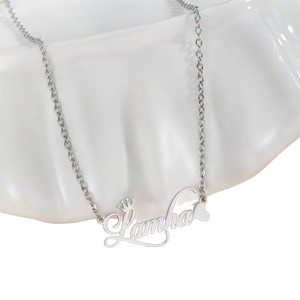 Collana con Ciondolo in Acciaio Inossidabile Personalizzabile con Opzioni Corona Cuore Farfalla <span class=keywords><strong>Stella</strong></span> e Nome Personalizzato Certificazione CE per Regalo - Product Image 5