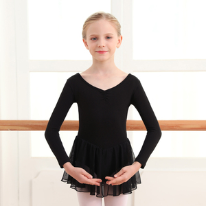 Charmante jupe en mousseline de soie rose à manches longues avec nœud au dos, parfaite pour la pratique du ballet et les performances - Product Image 6