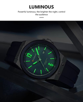 CURREN 8467 Montre de sport à quartz pour hommes Cadran de 44mm Bracelet en silicone 30M Montre-bracelet étanche et lumineuse décontractée pour hommes d'affaires en plein air
