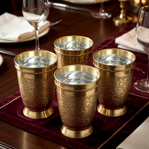 Vasos de latón grabados a mano de alta resistencia, vajilla tradicional india, taza para agua o lassi, artículos para hoteles y restaurantes - Exportación B2B - Product Image 1